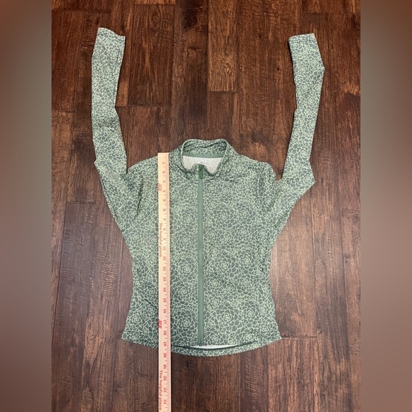 Buff Bunny Collection Cropped Full Zip Jacket Green Eden Floral Energy Jacket